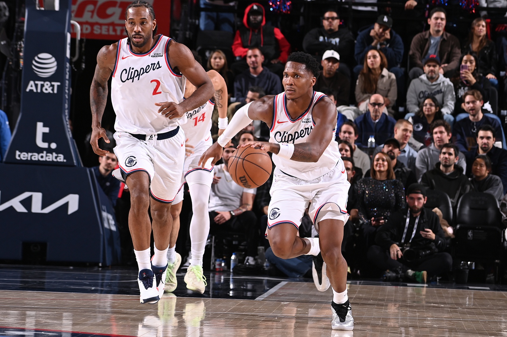 即将追上勇士？ESPN明日胜率预测：快船高达79.4% 步行者20.6%