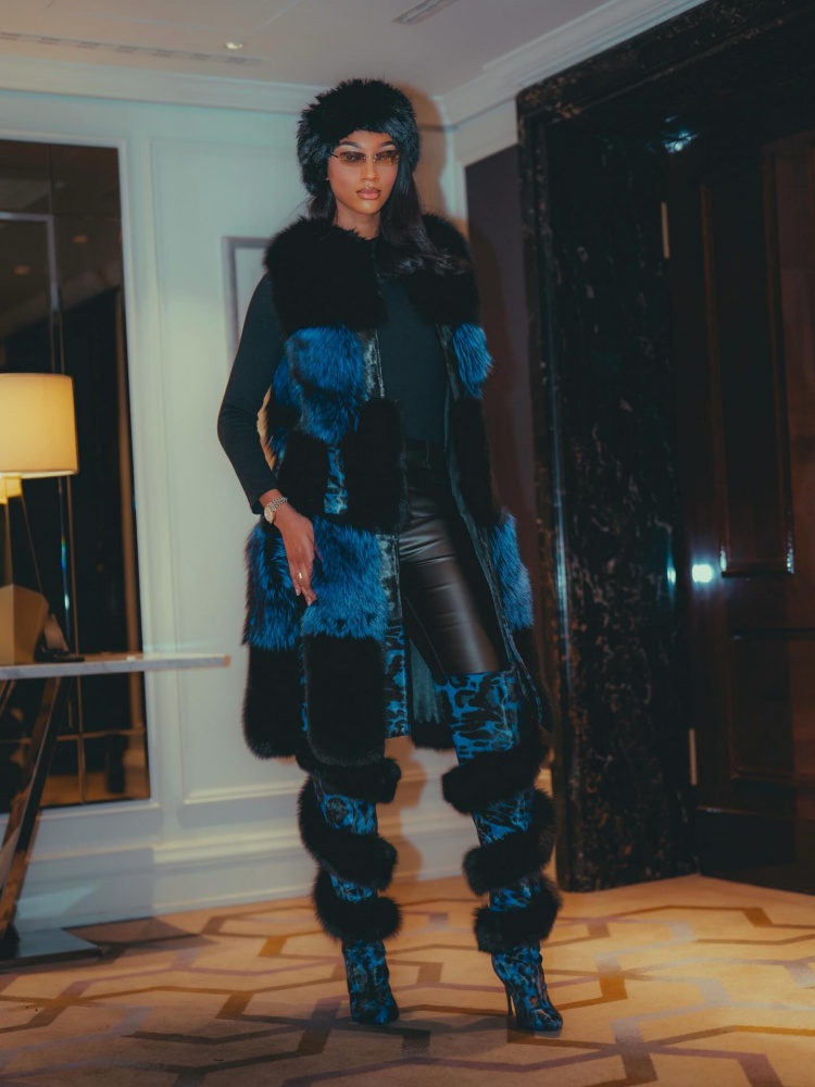 VIP注册-头号男友粉!WNBA球星里斯本土看不过瘾 还到欧洲看柏林赛