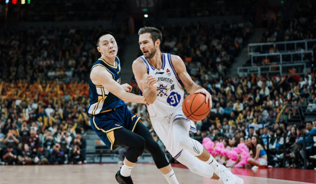 VIP注册-CBA最新消息!北控男篮裁掉救火外援,琼斯或重返吉林男篮