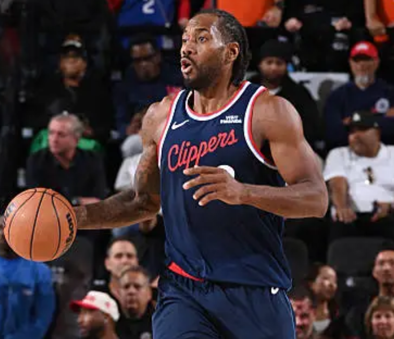 乐鱼官网-快船110-128不敌雷霆 球员评价：3人优秀，3人及格，2人低迷